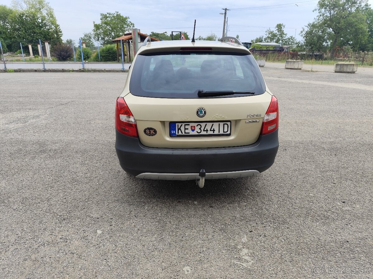 Škoda Fabia Scout Combi 1.2 TSI ročník 2012 - 5