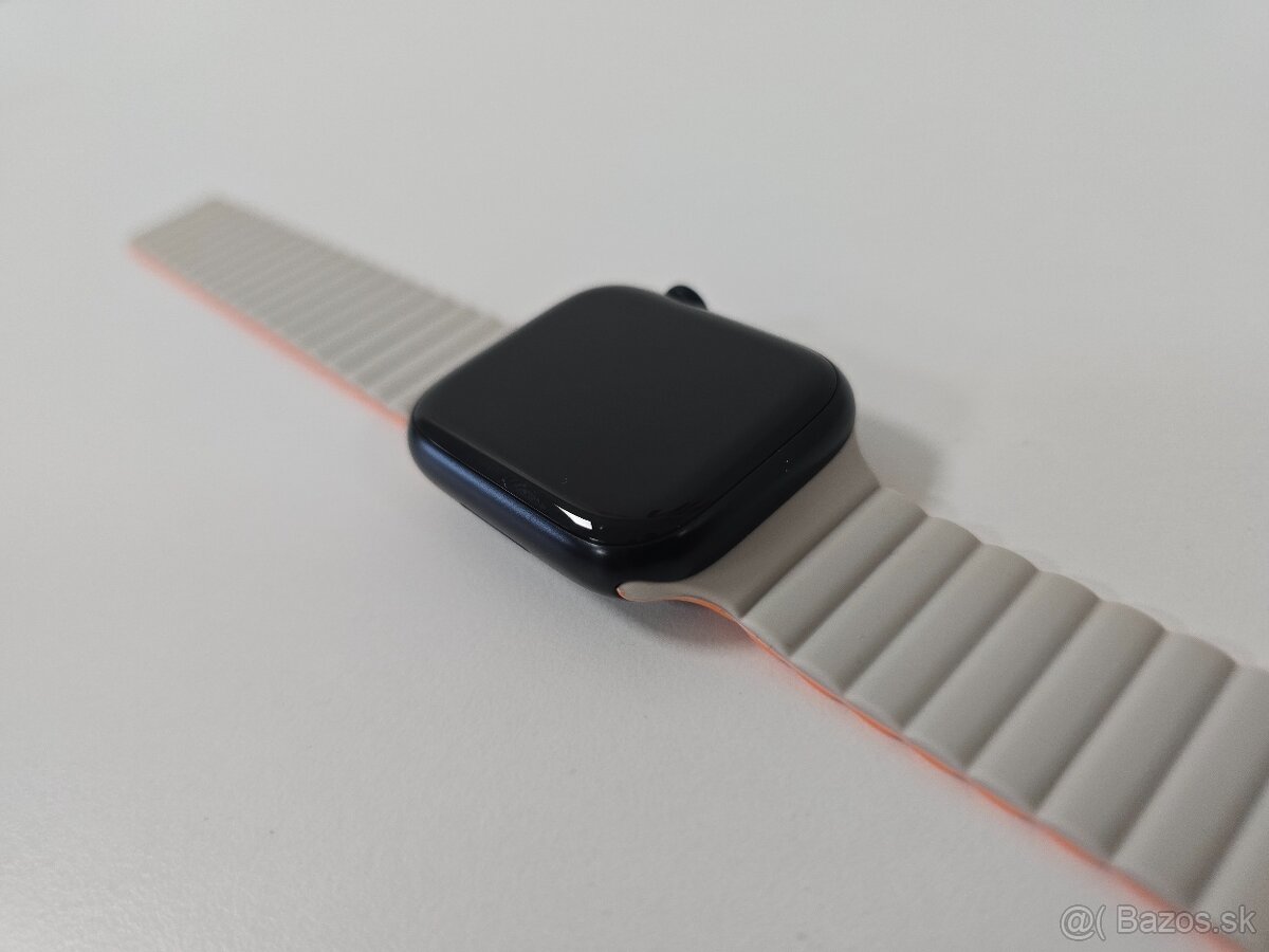 Apple Watch 8 45mm - 5