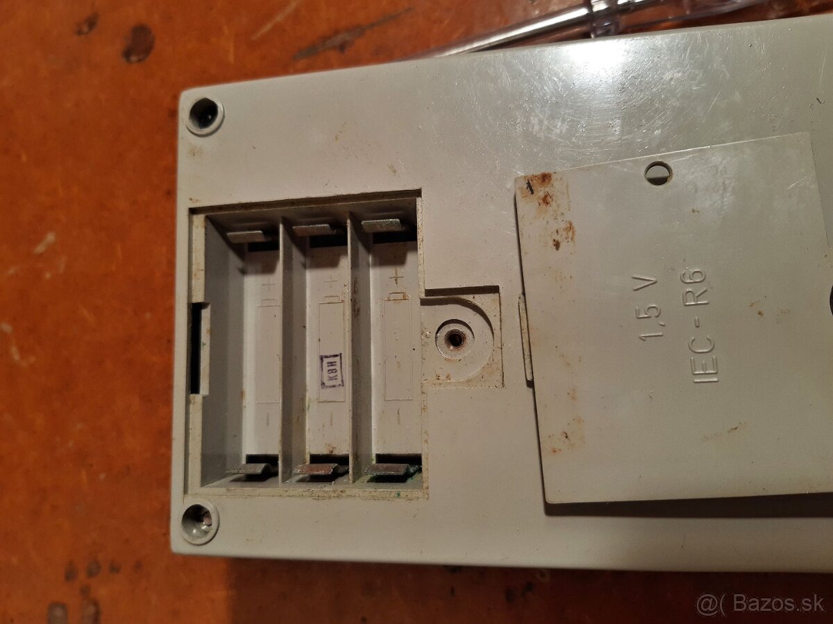 Funkční multimetr Iskra UNIMER 1 z roku 1972 - 5