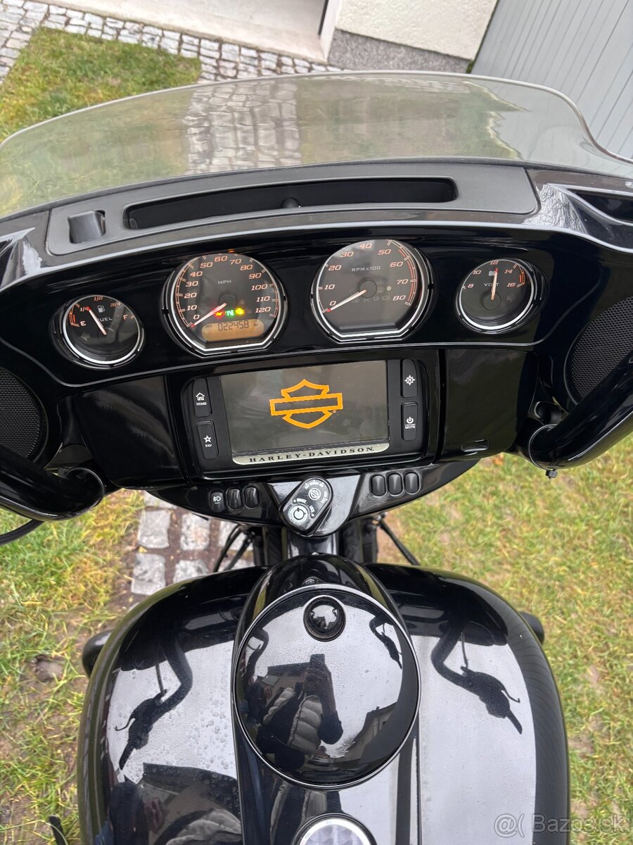 Harley Davidson FLHXS - 5