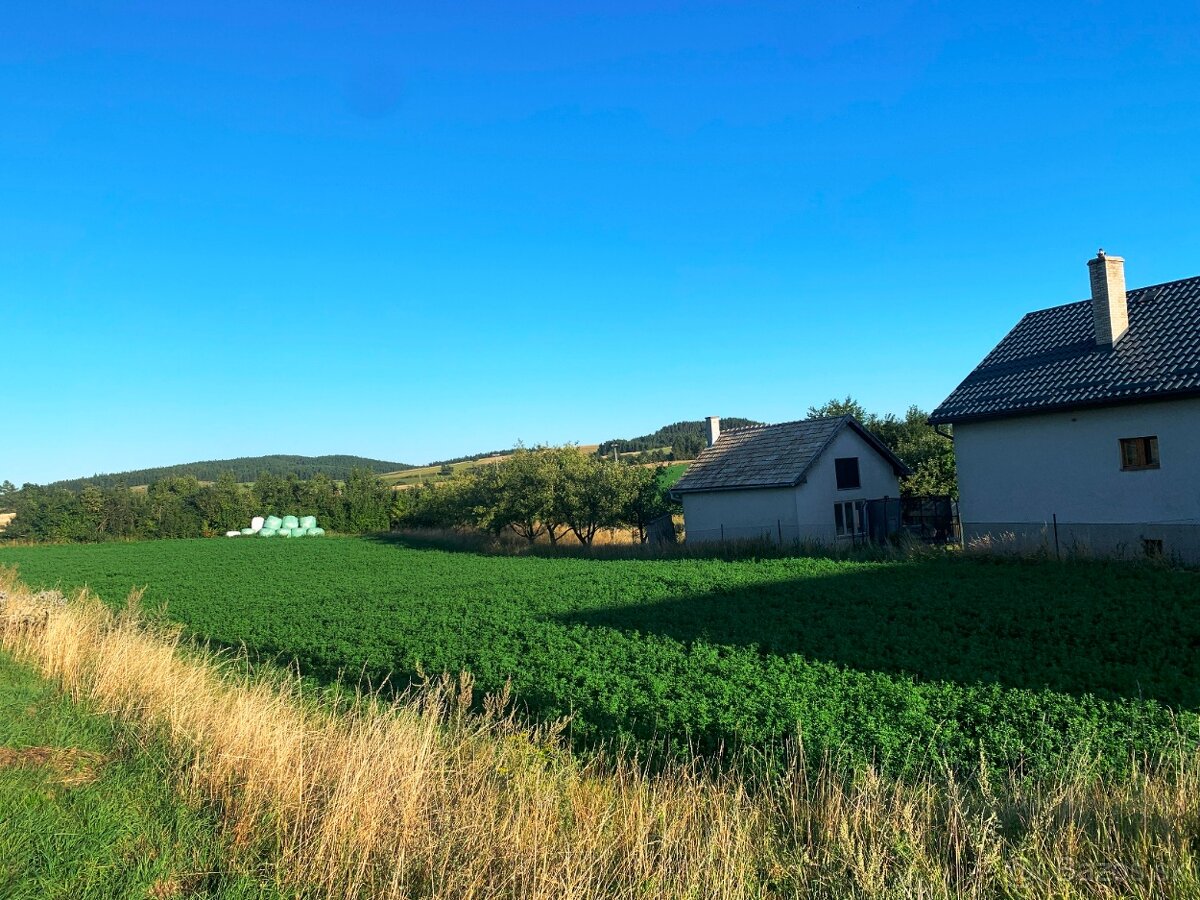 NA PREDAJ stavebný pozemok Hôrka - 5
