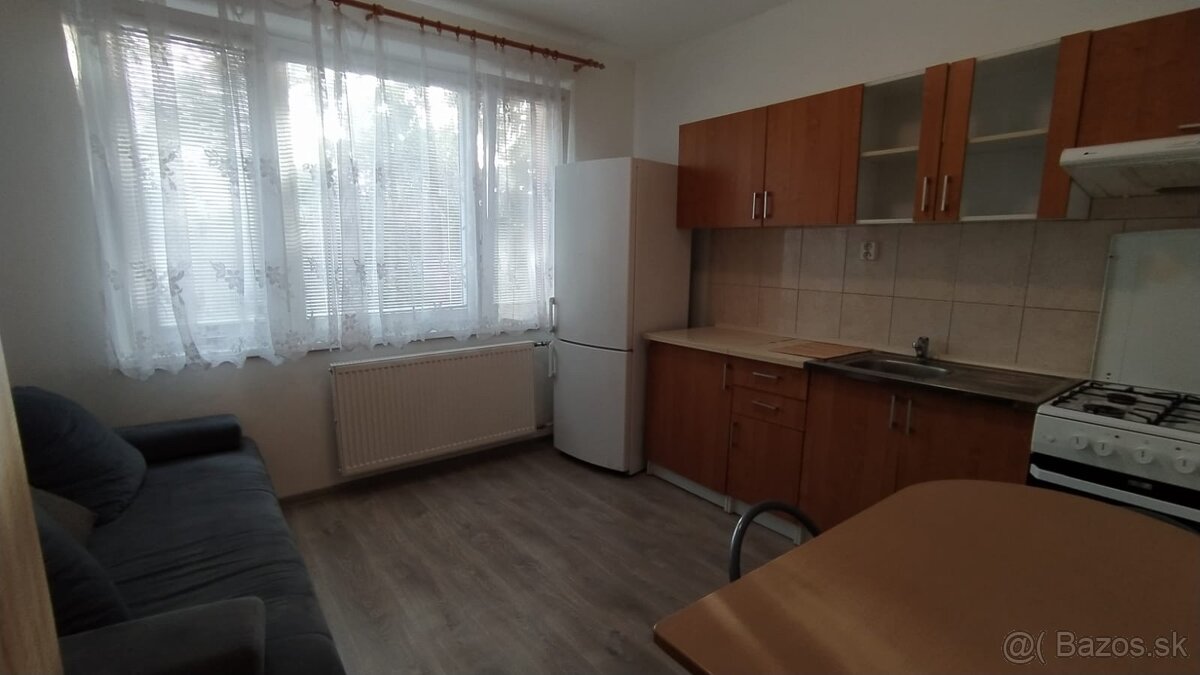 Prenájom garsónka Lučenec (ul. M. R. Štefánika) - 5