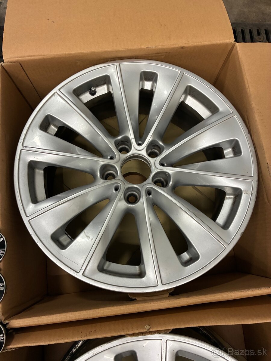 WSP Italy 18x8J ET20 5x120 pre BMW - 5