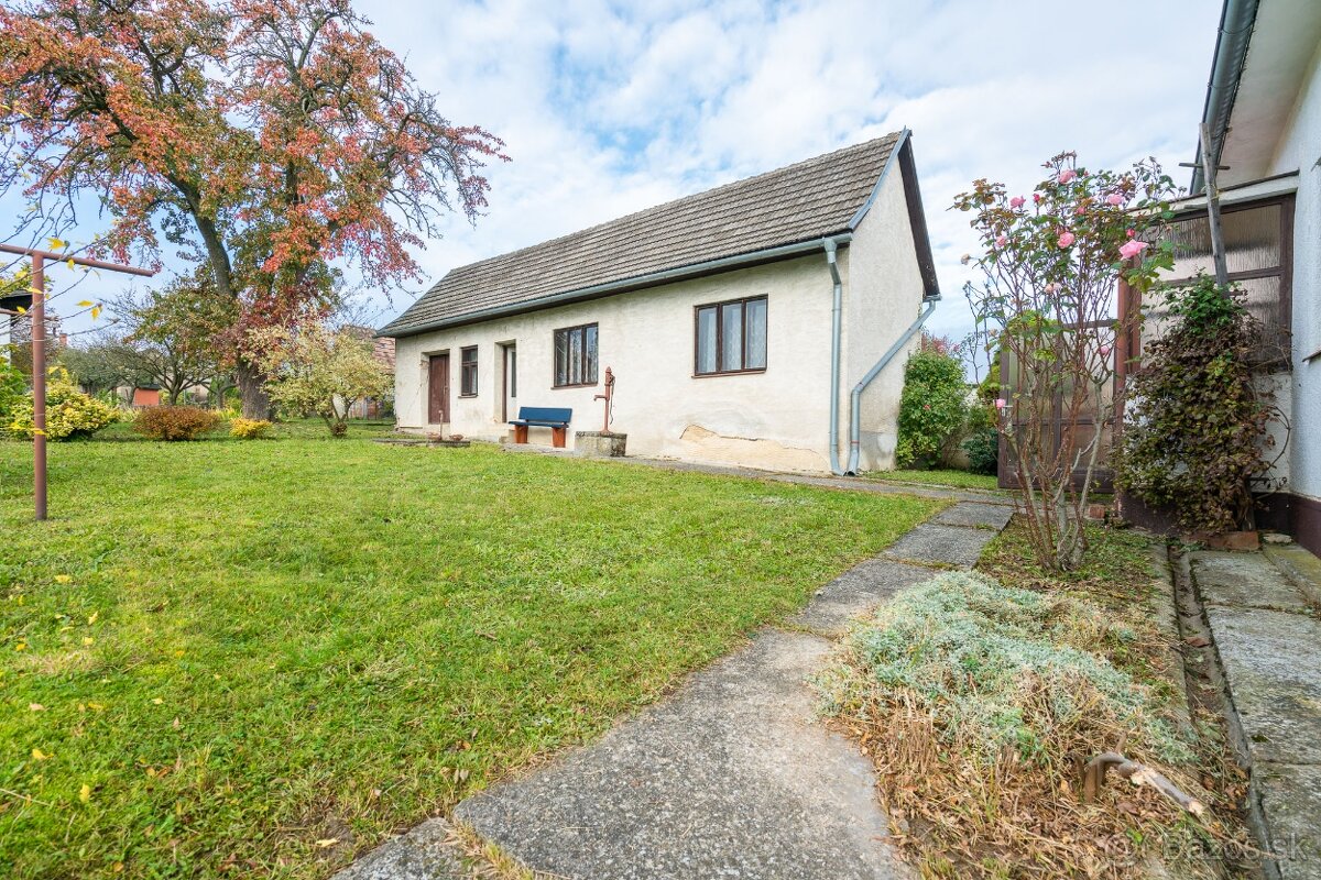 Rodinný domček v malebnej dedinke Stará Turá , časť Papraď - 5