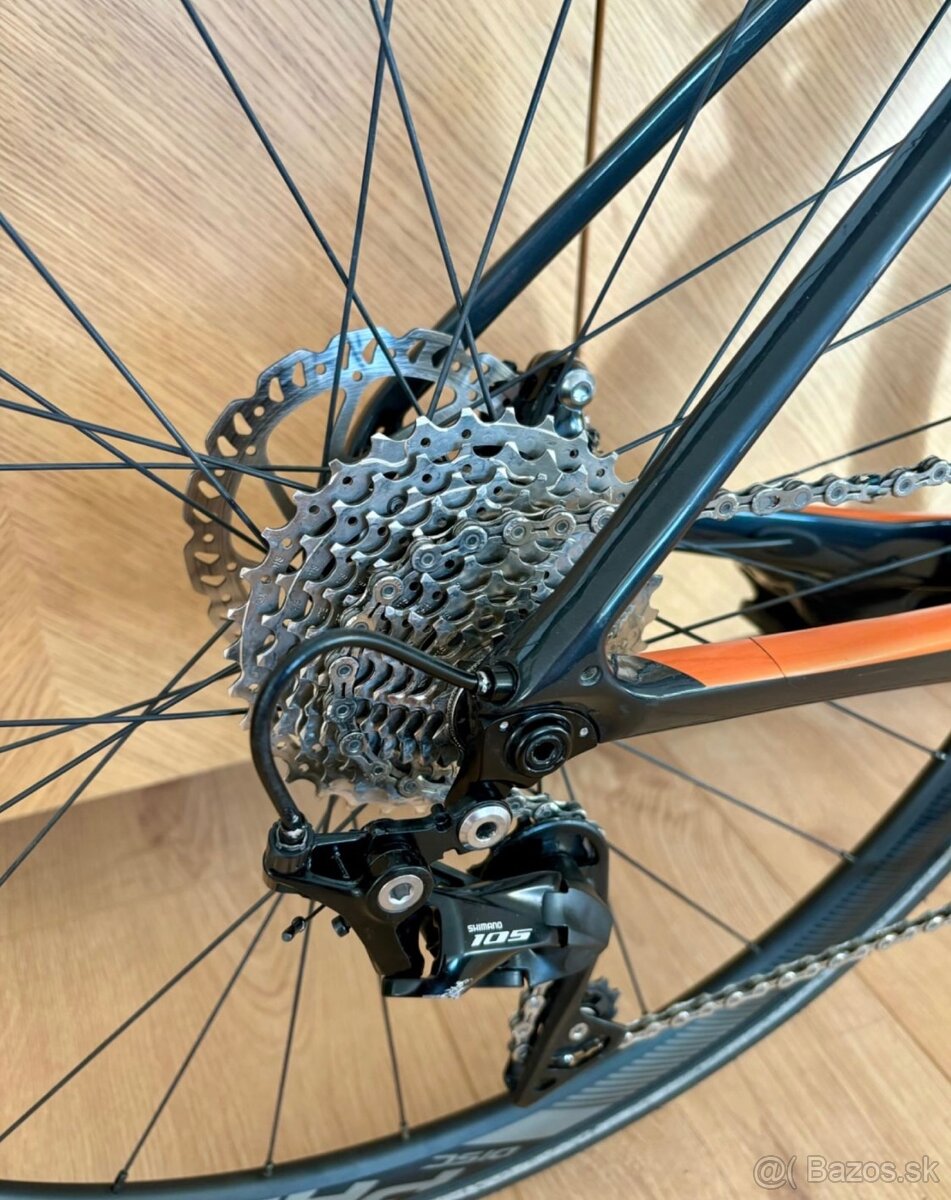 Giant Defy Advanced 2, M - 5