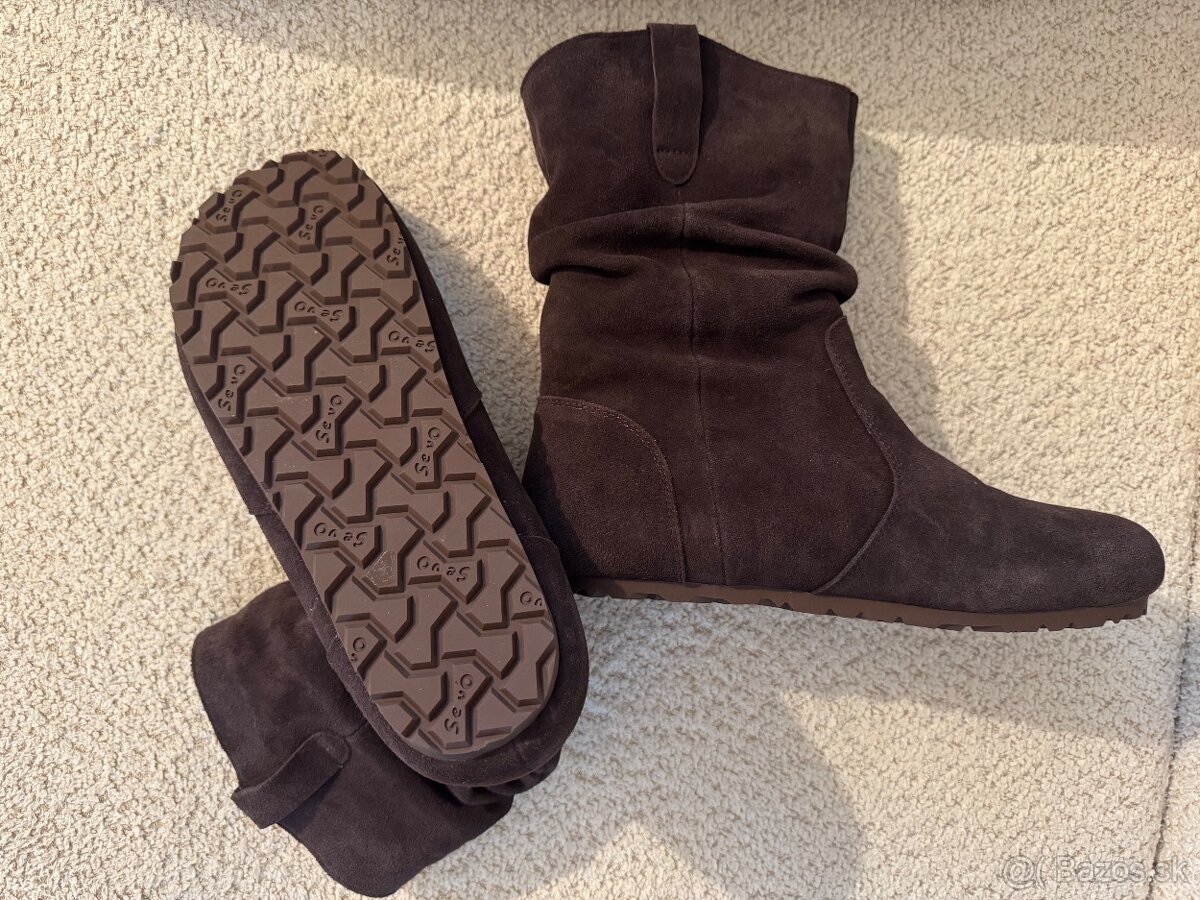 Predam nove UGG cizmy - 5