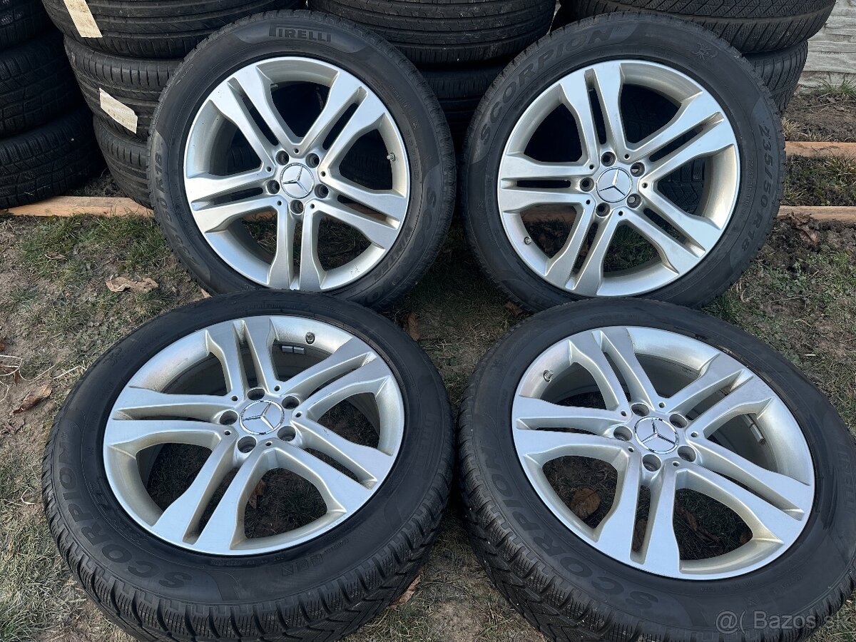 Mercedes benz GLA originál R18 - 5