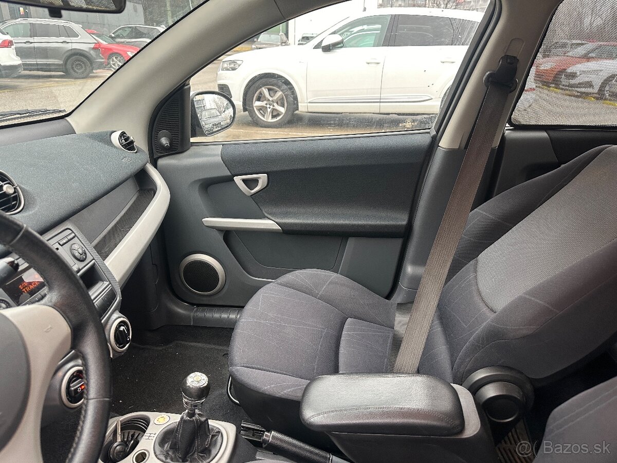 Predám Smart Mercedes Forfour 1.1 benzin - 5