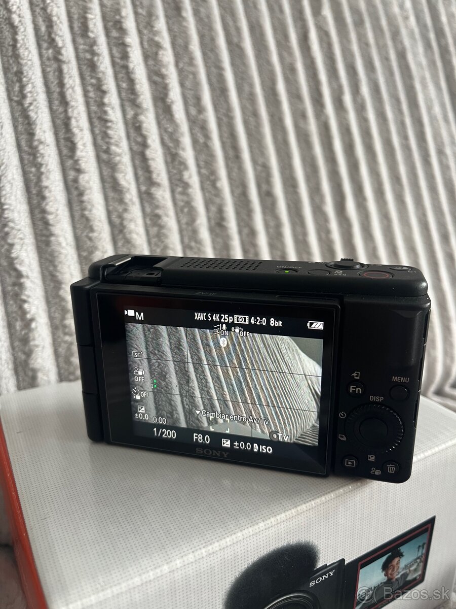 Sony ZV-1F - 5