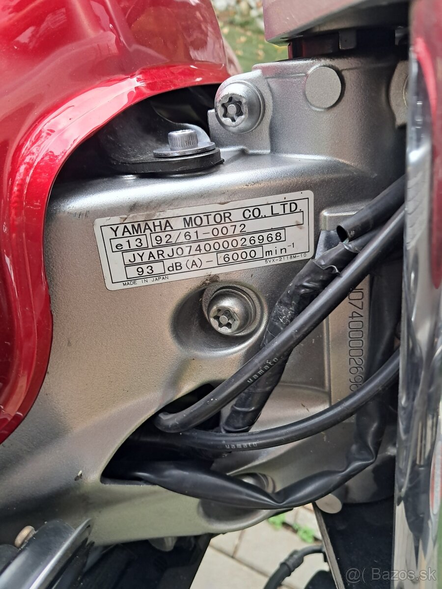 Yamaha - 5