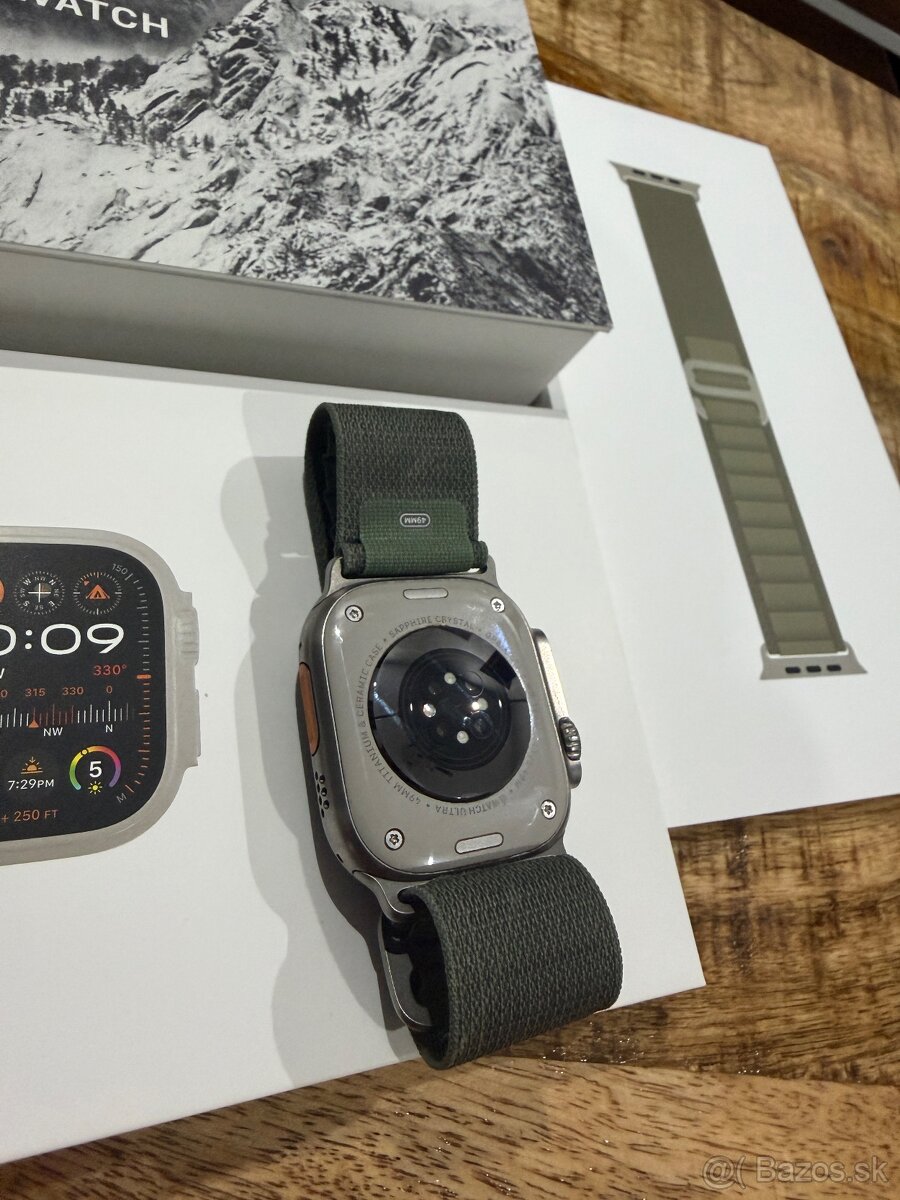 Apple Watch Ultra 2 GPS + Cellular - 5