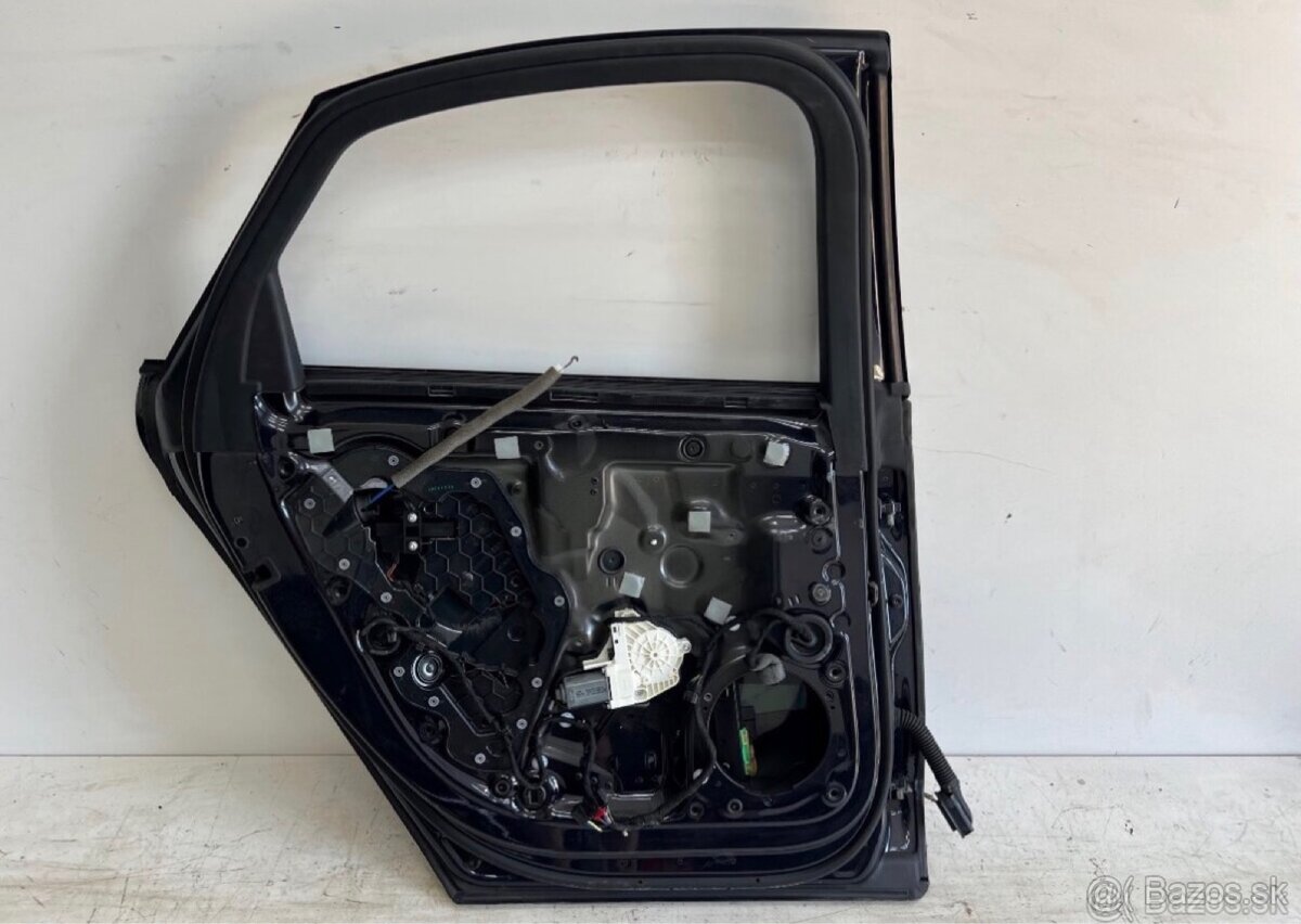 Dvere na Audi A8 / S8 (D4 / 4H) - 5