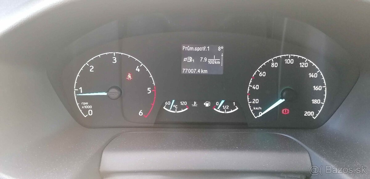 Predám Ford Custom Tourneo 320 L2 H1 FAMILY 2,0 TDCi - 5