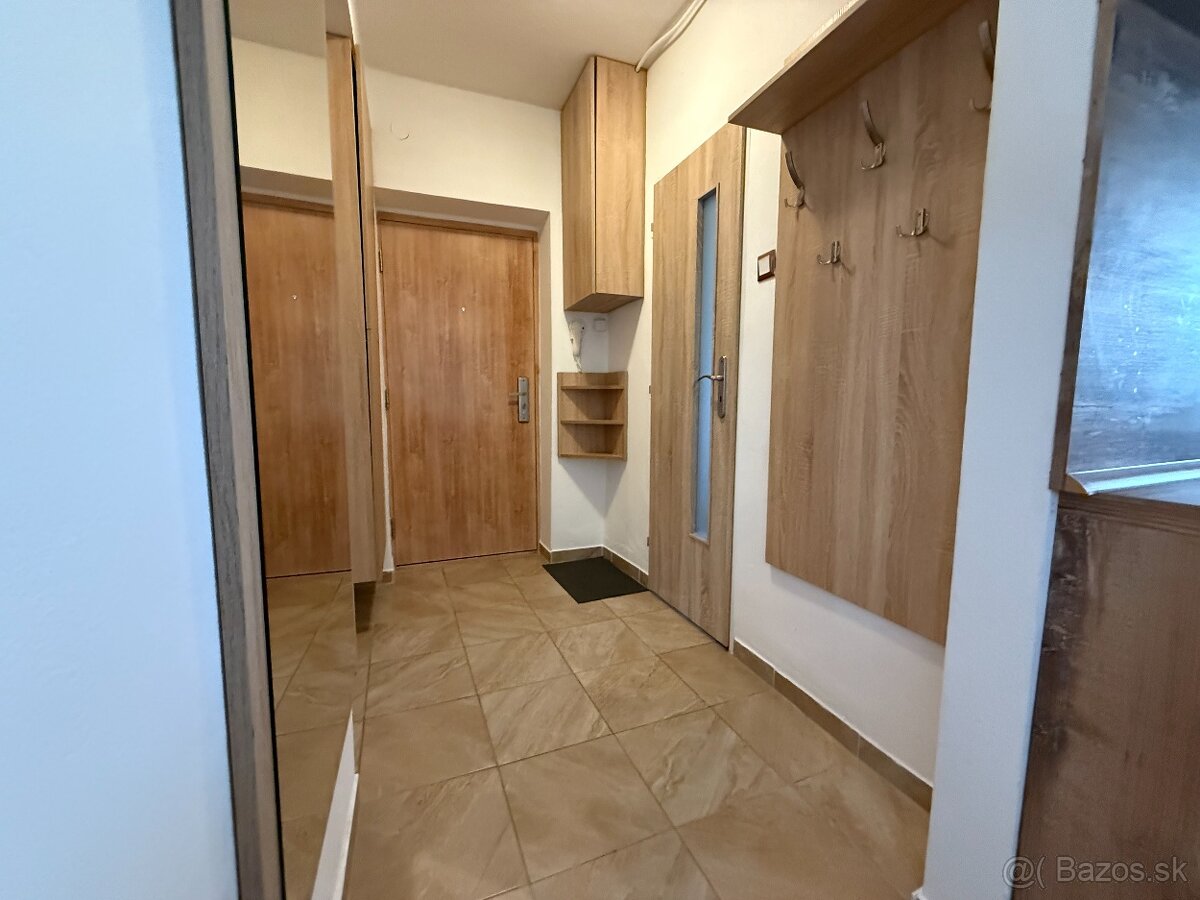 Prenájom 2 izbového bytu v centre Martina - 5