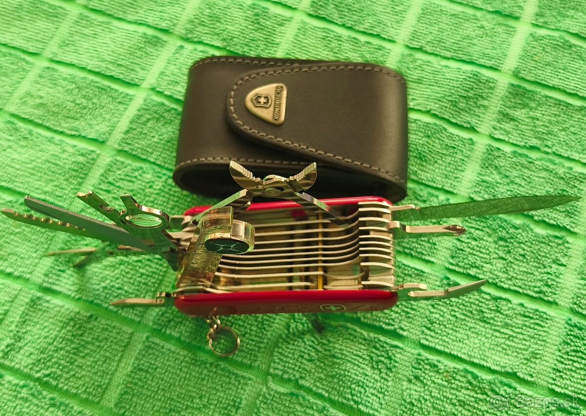 Wenger Classic Tool Chest Plus - 5