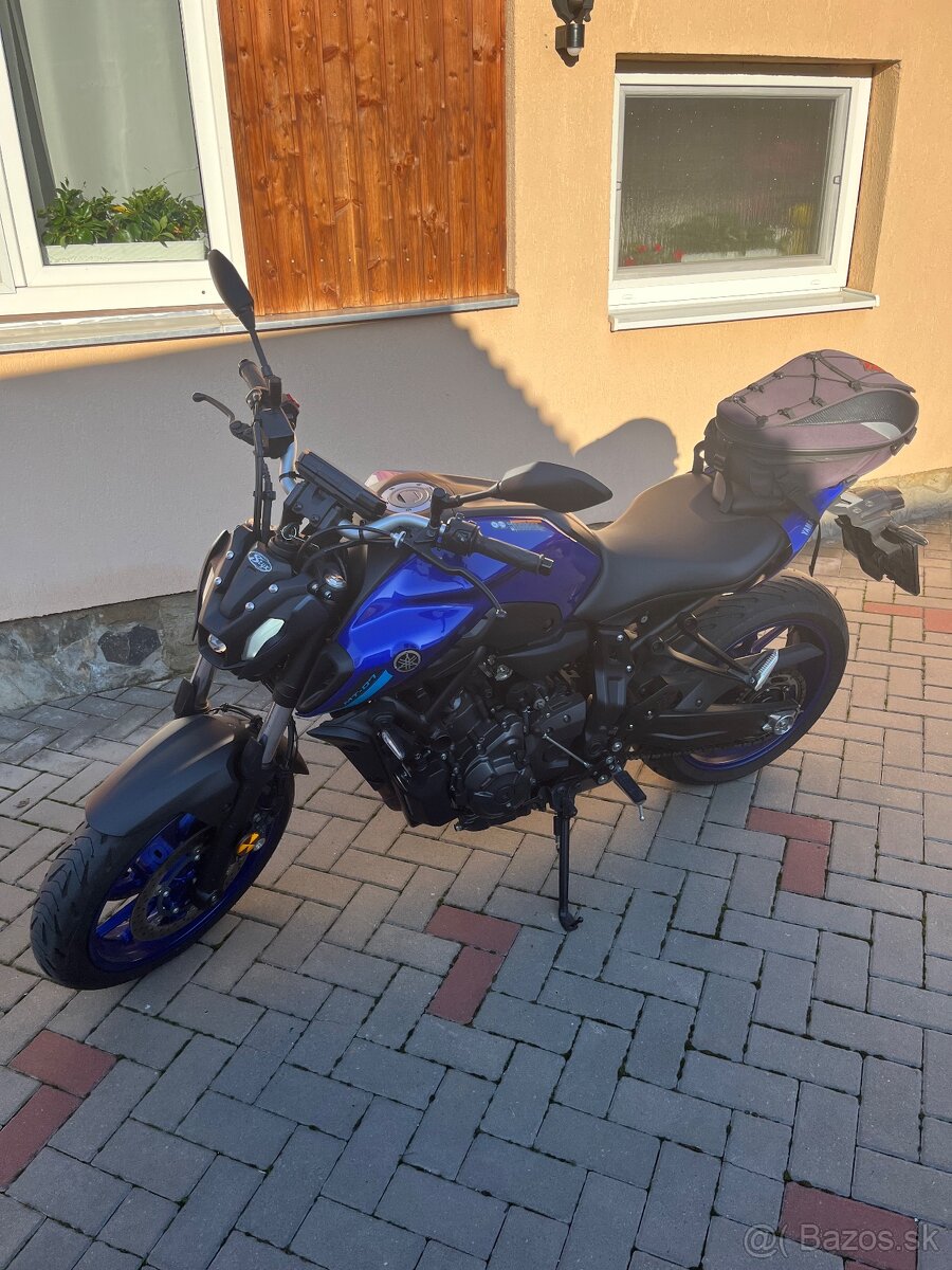 Yamaha MT 07 - 5