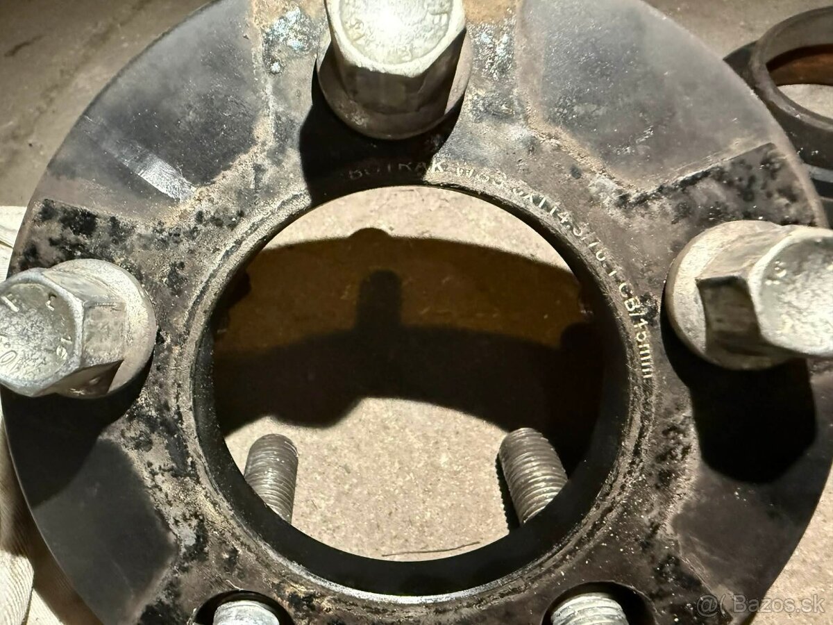 Rozširovacie podložky Botrak 15mm - 5