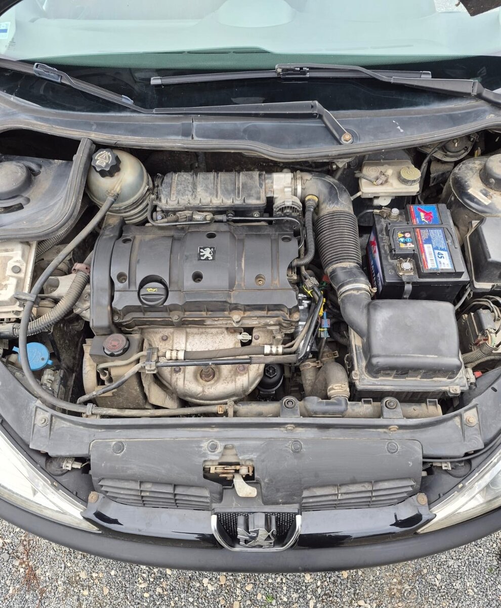 Peugeot 206 1.6 16v (NFU) - 5