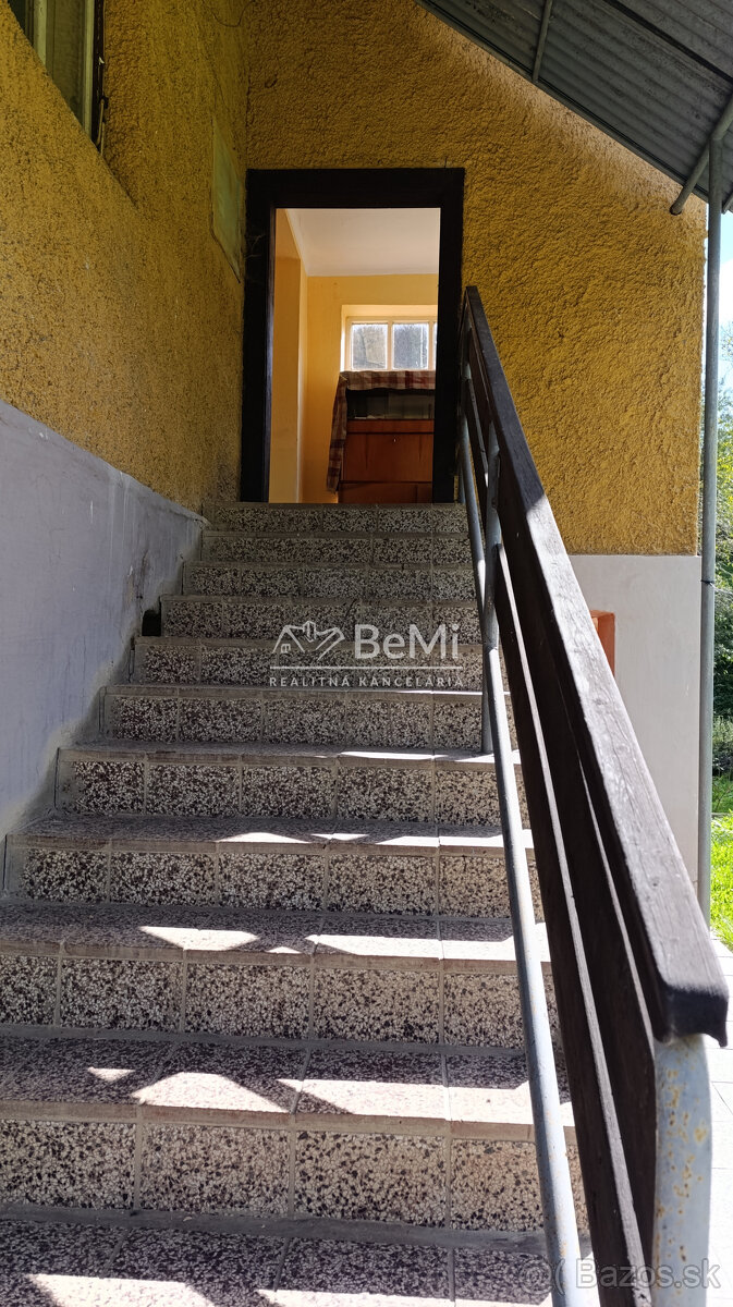 Dom v obci Henckovce, podpivničený,plynové kúrenie,2 studne - 5