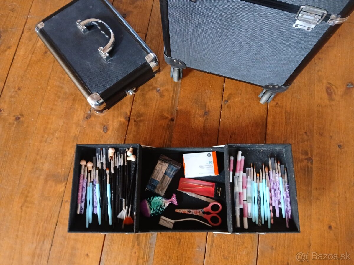 Prítroje a materiál pre pedikúru a manikúru - 5