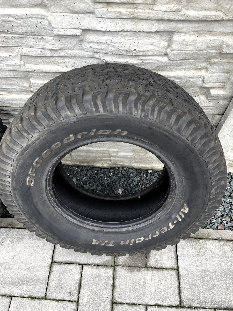 285/70 R17 BFGoodrich Off-Road - 5