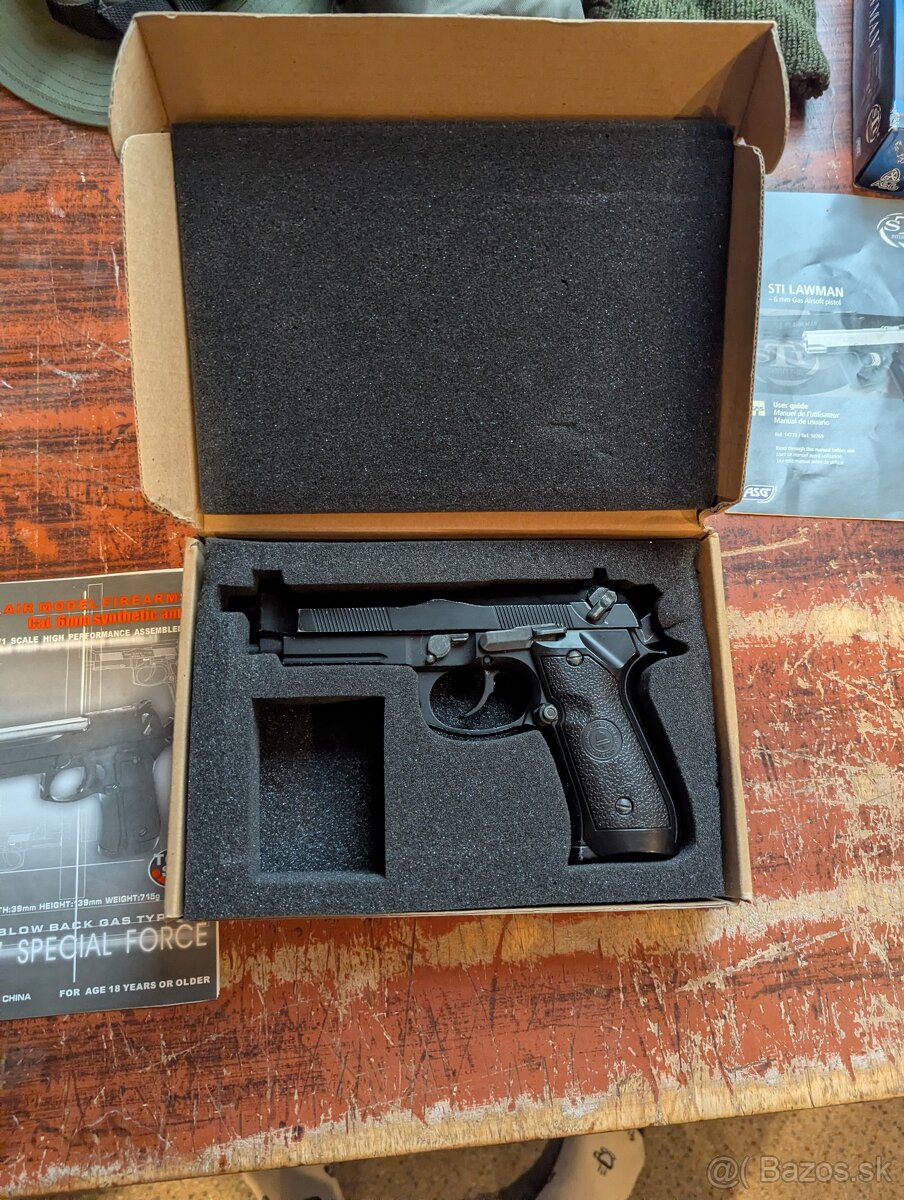 Airsoft set – 2× pištoľ, výbava, BB guličky - 5