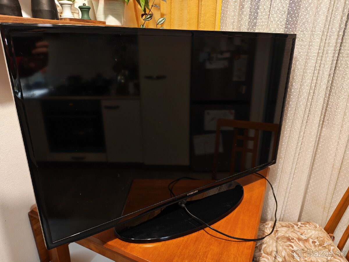 LED TV Samsung 101cm - 5