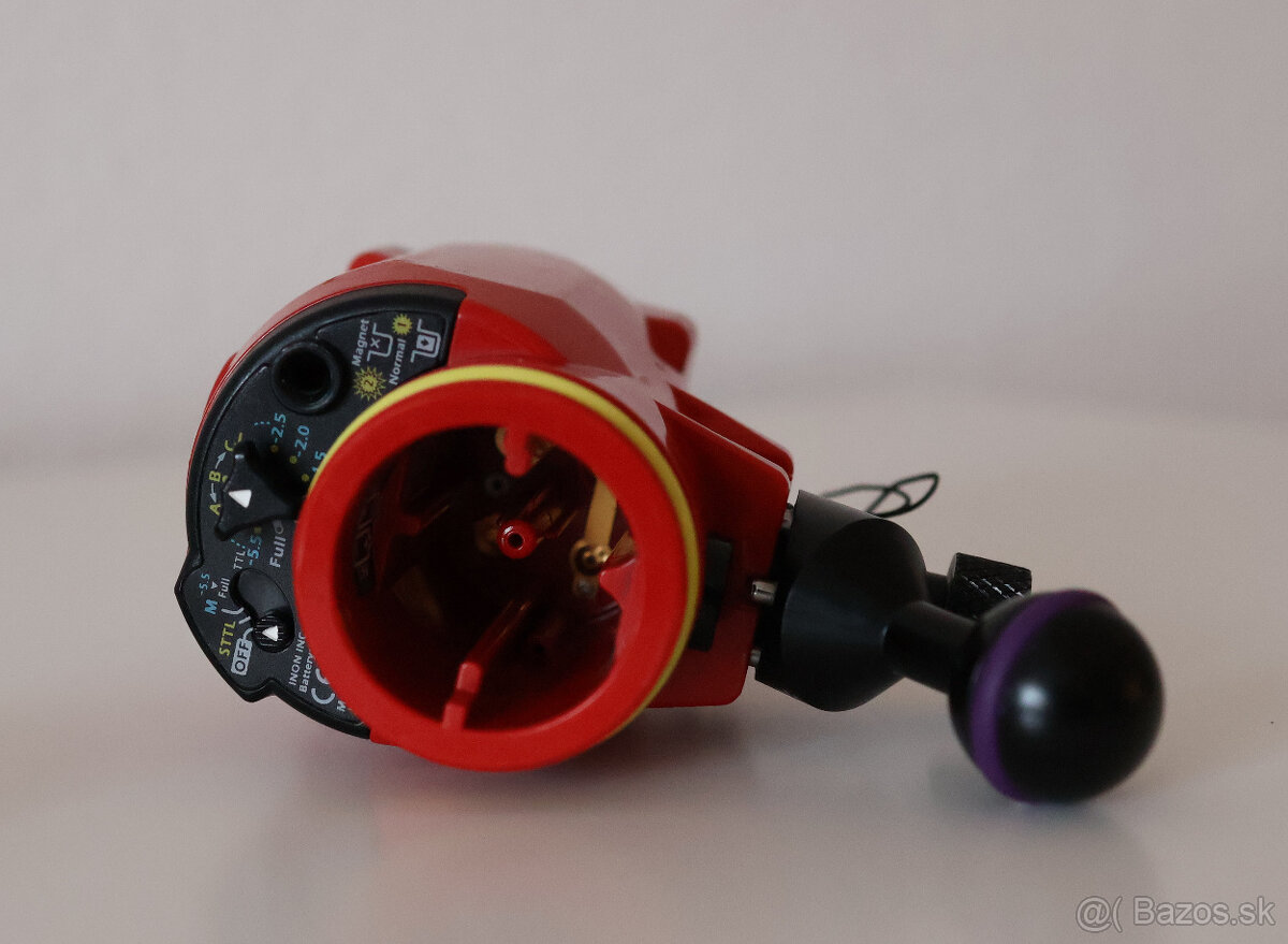 Podvodný blesk Inon S2000 - S-TTL - 5