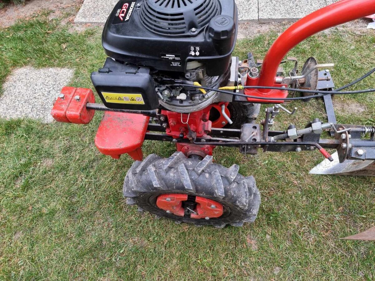 Predám malotraktor Vari s motorom Honda. - 5