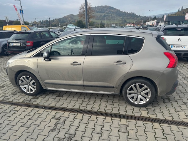 Peugeot 3008 HYbrid AKONTACIA OD 0% - 5