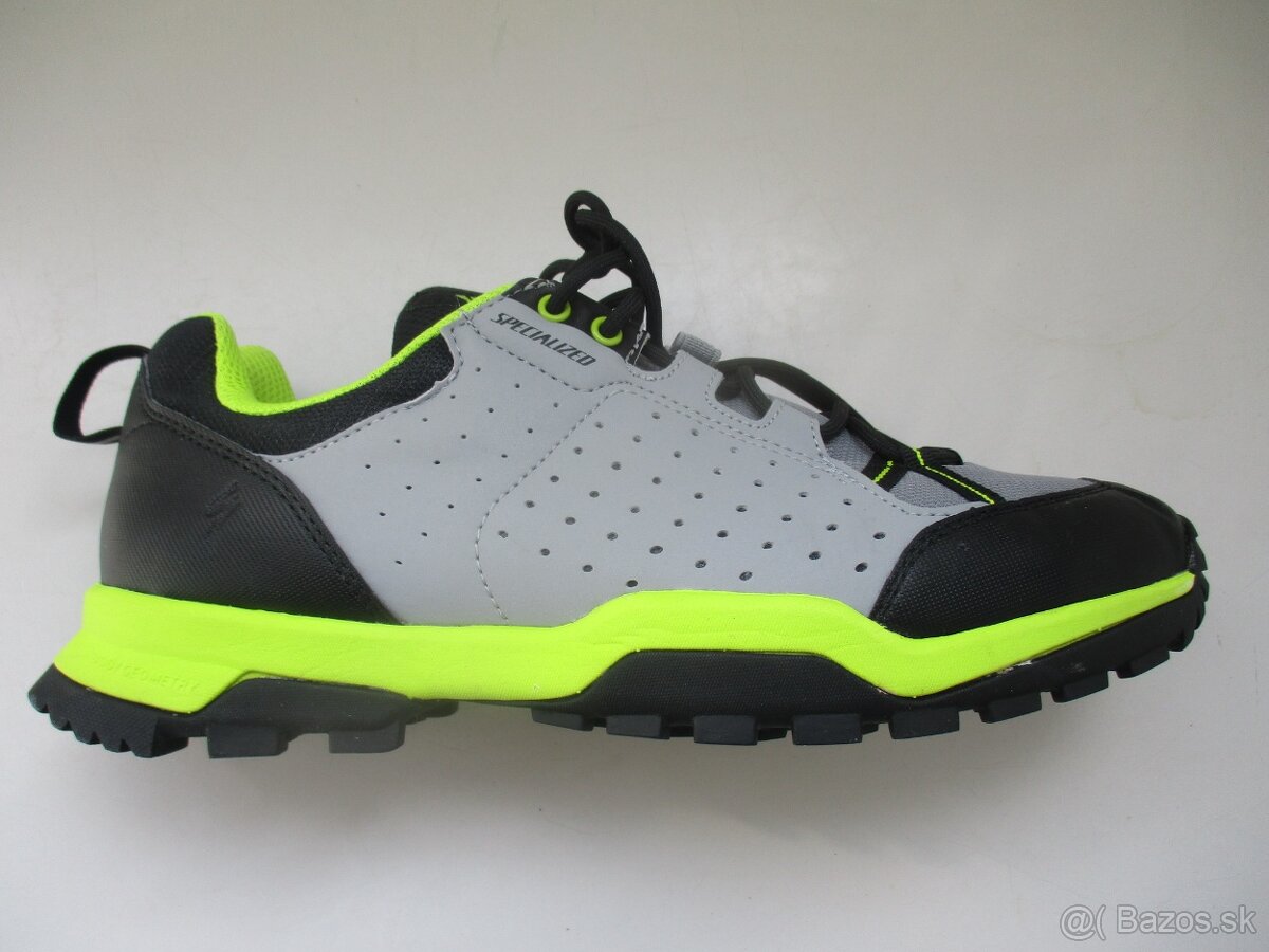 MTB cyklotretry Specialized - 5