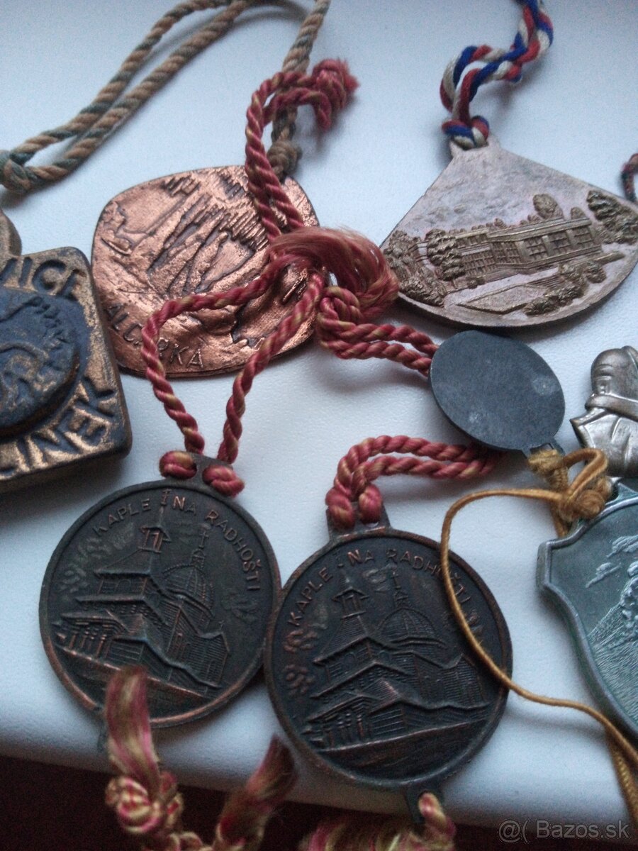 Turistické prívesky.Stitky. - 5