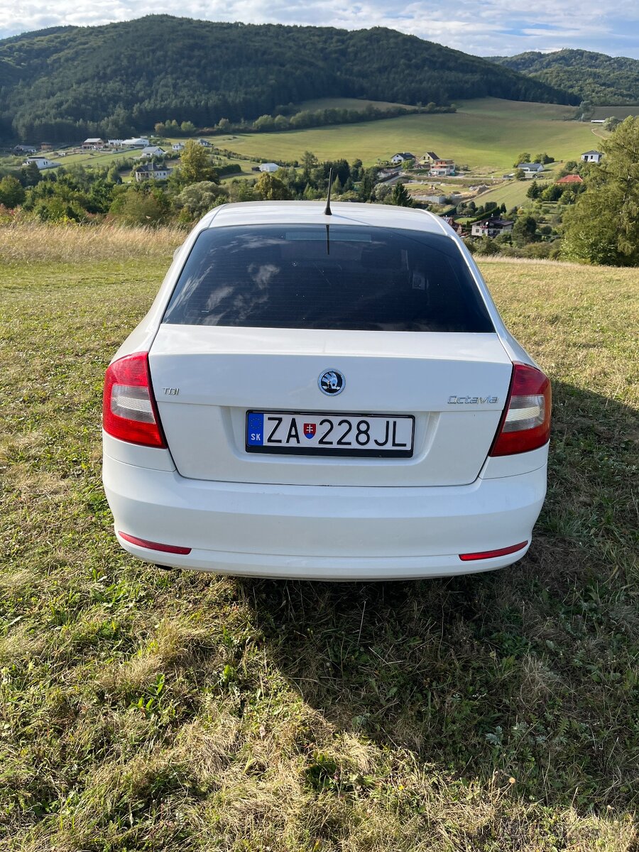 Škoda octavia II 1.6 tdi 2011 facelift - 5