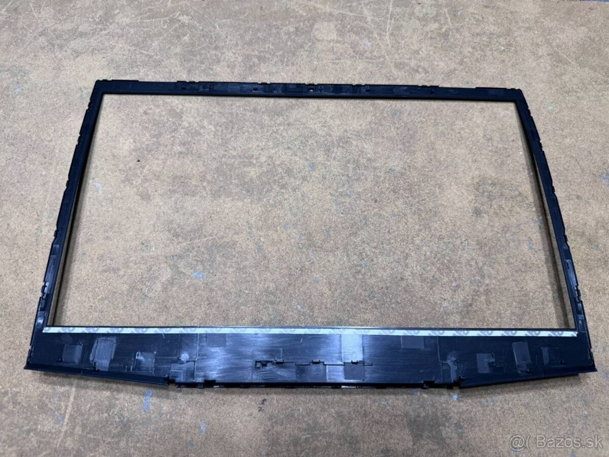 Predám rámček obrazovky HP Pavilion 15-CX - 5