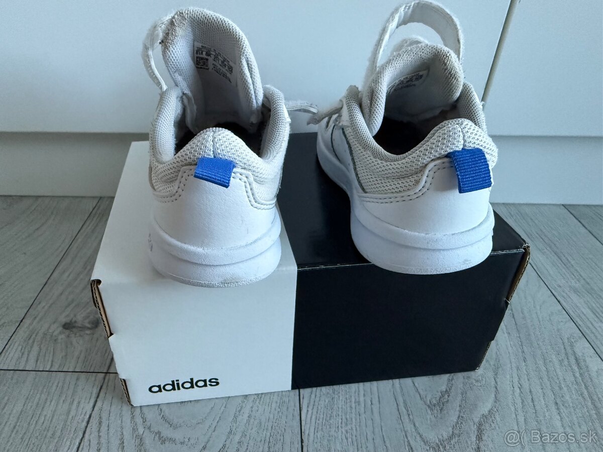 Tenisky Adidas 25.5 - 5