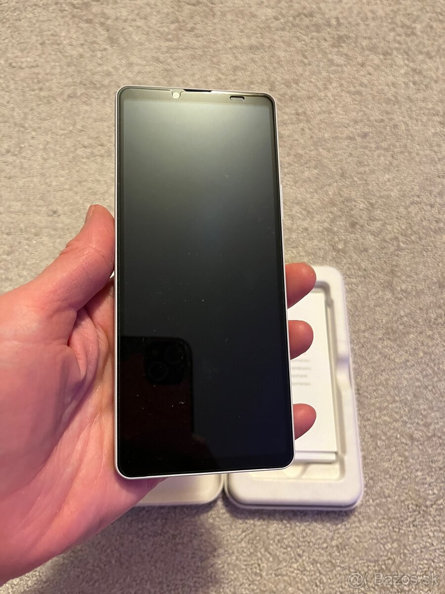 SONY XPERIA 10 VI biely - 5