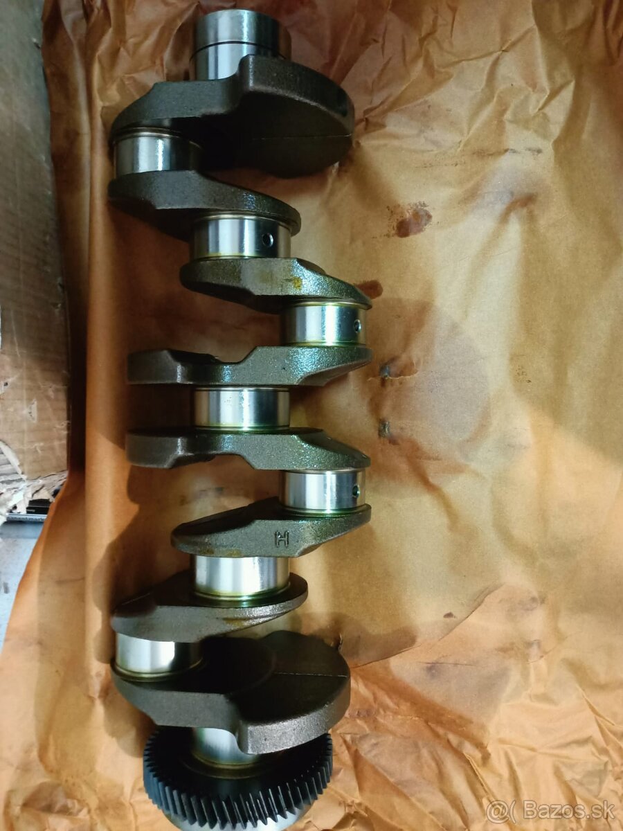 MERCEDES 2.2 CDI OM651 Kluková hríaděl NOVÁ - 5