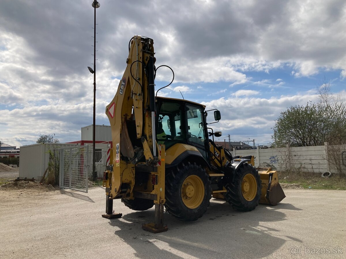 CAT 444 Traktorbáger / Rýpadlo 2021 - 5