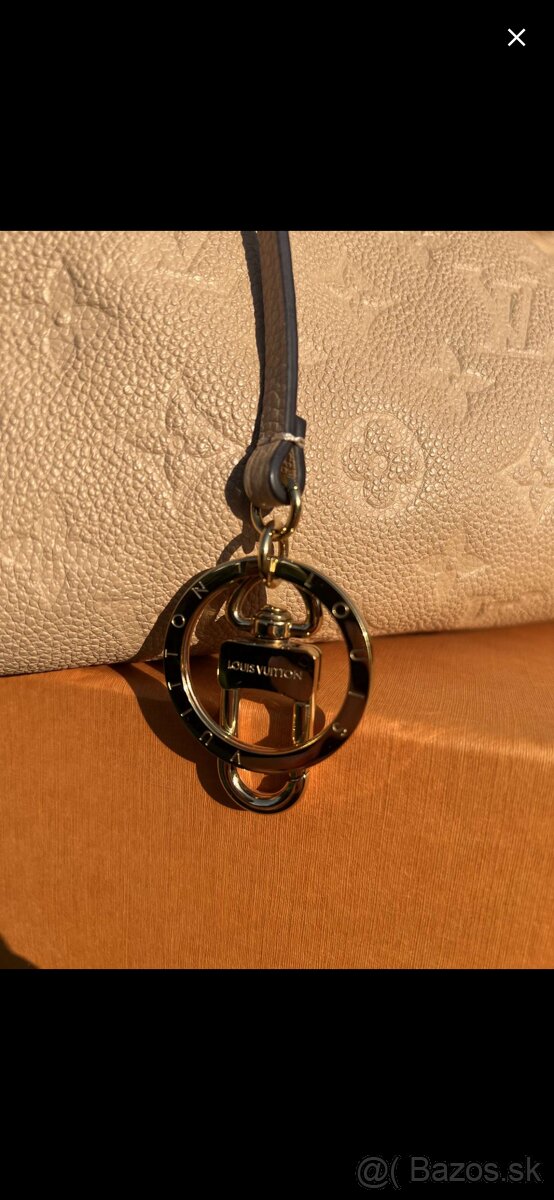 Louis Vuitton Artsy MM - 5