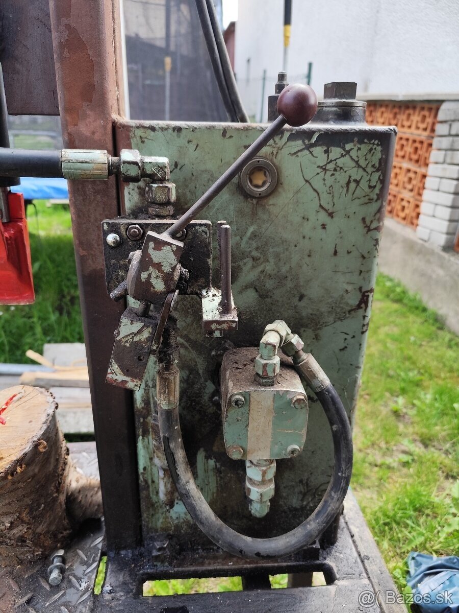 Predám stiepačku na drevo - 5