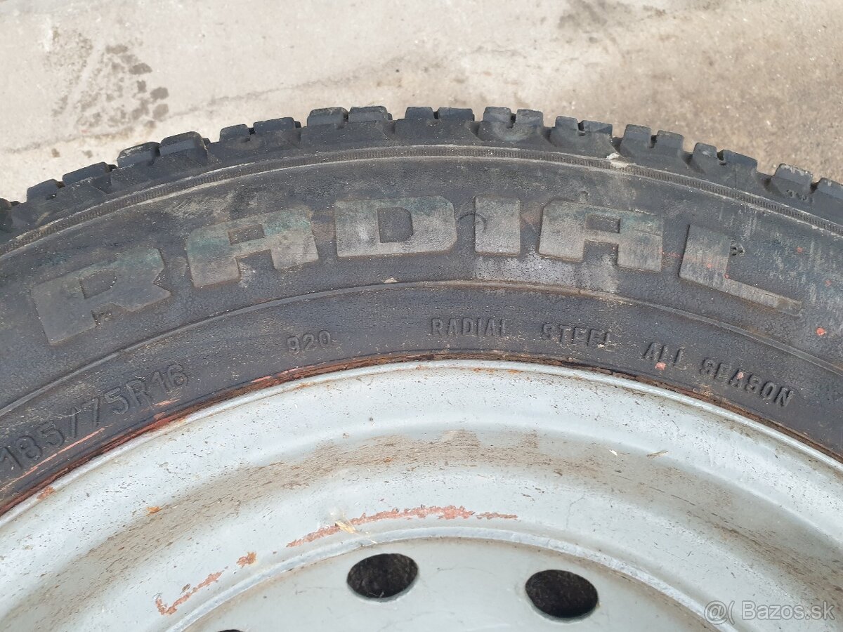 LADA NIVA rezervné koleso - 5