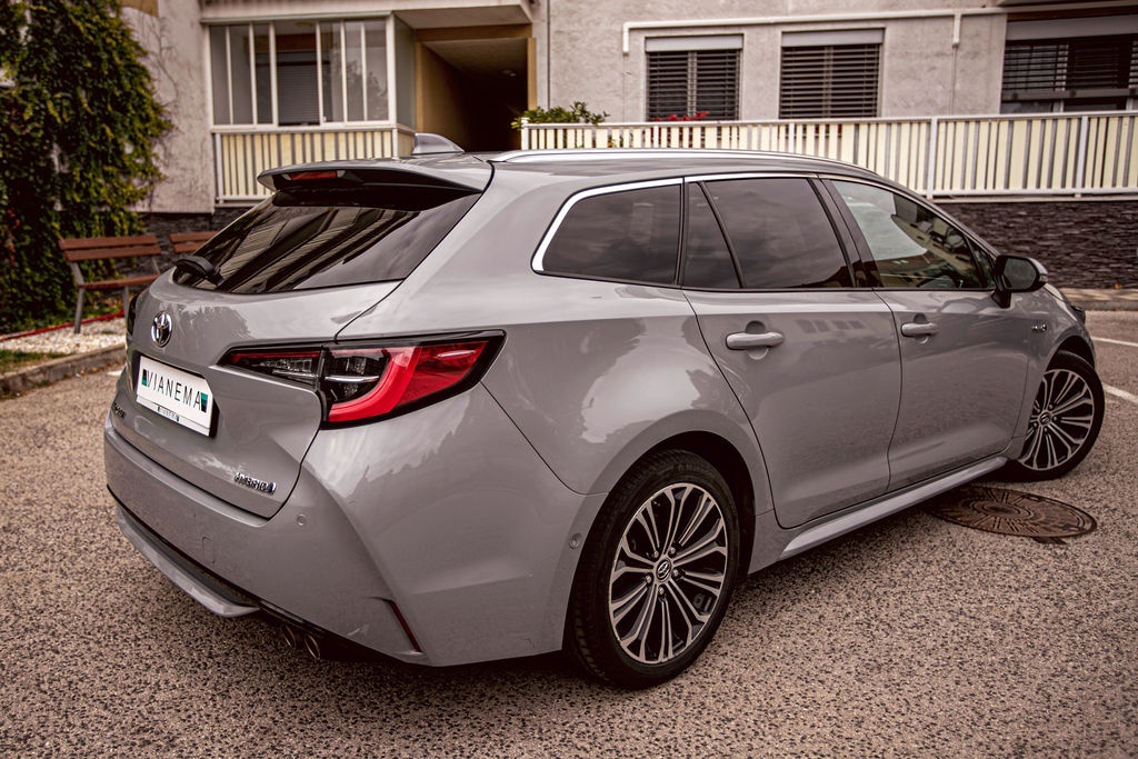 Toyota Corolla Combi TS 2.0 Hybrid GR Sport, DPH - 5