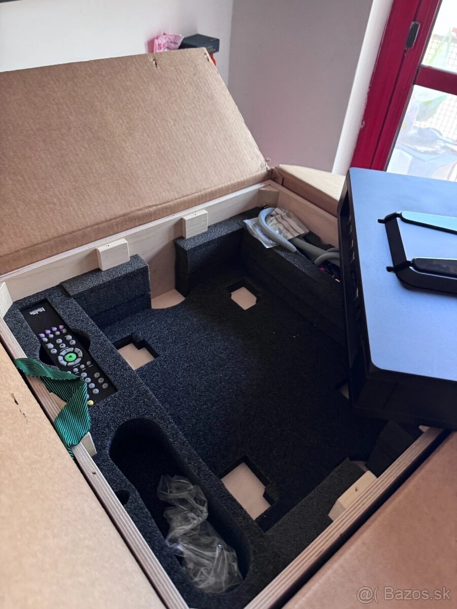 REGA Isis CD Player - 5