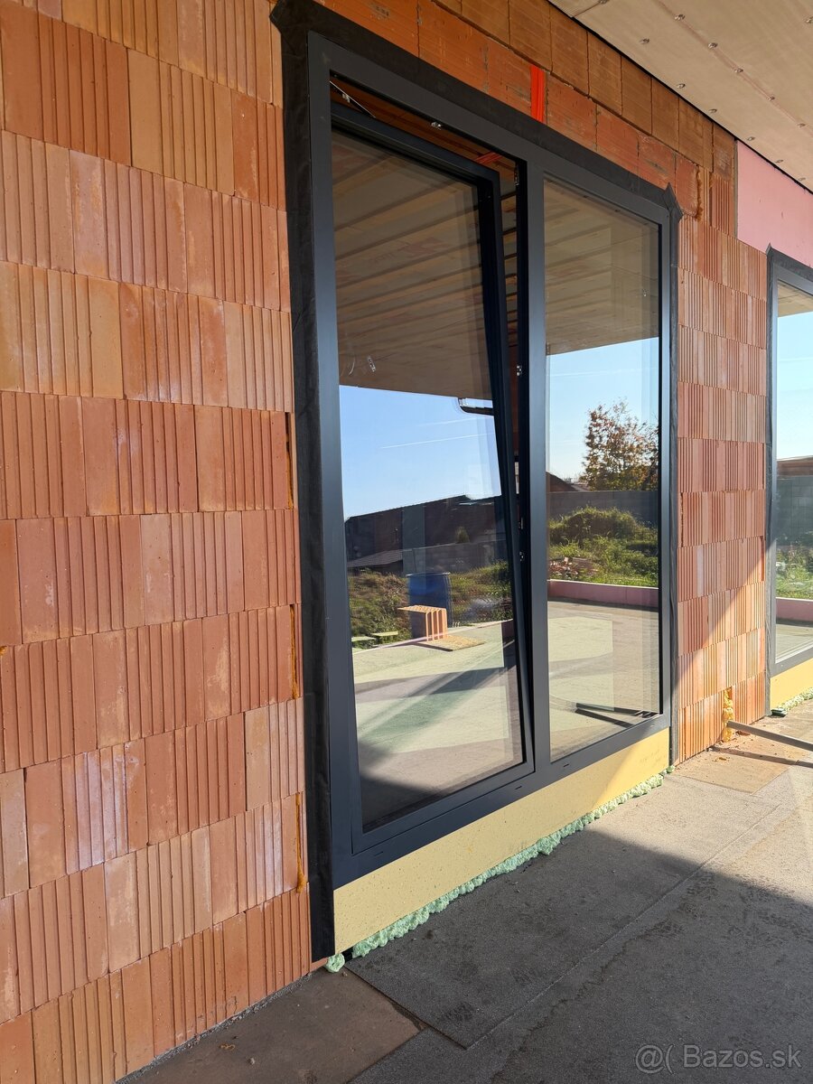 Hliníkové balkónové dvere 3sklo - 5