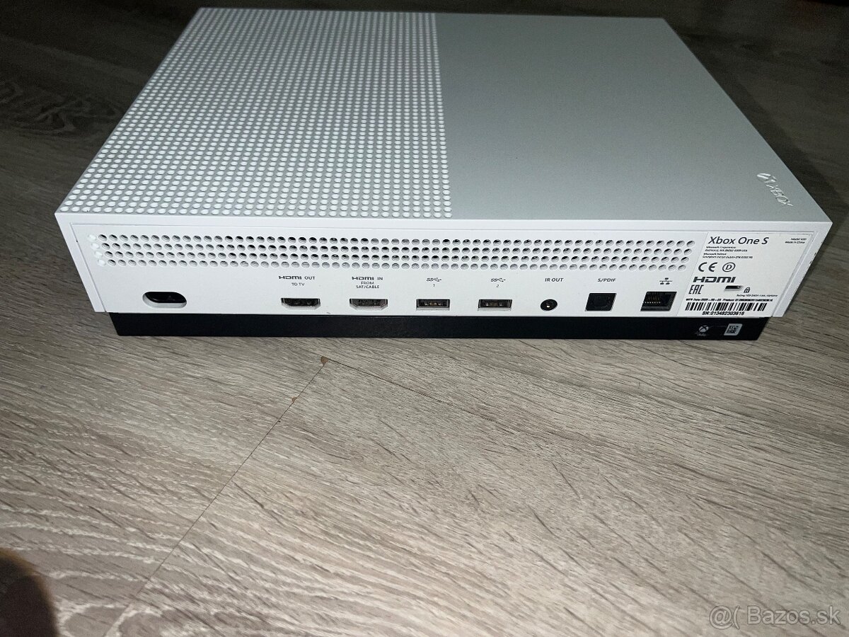 Xbox one s 1TB - 5