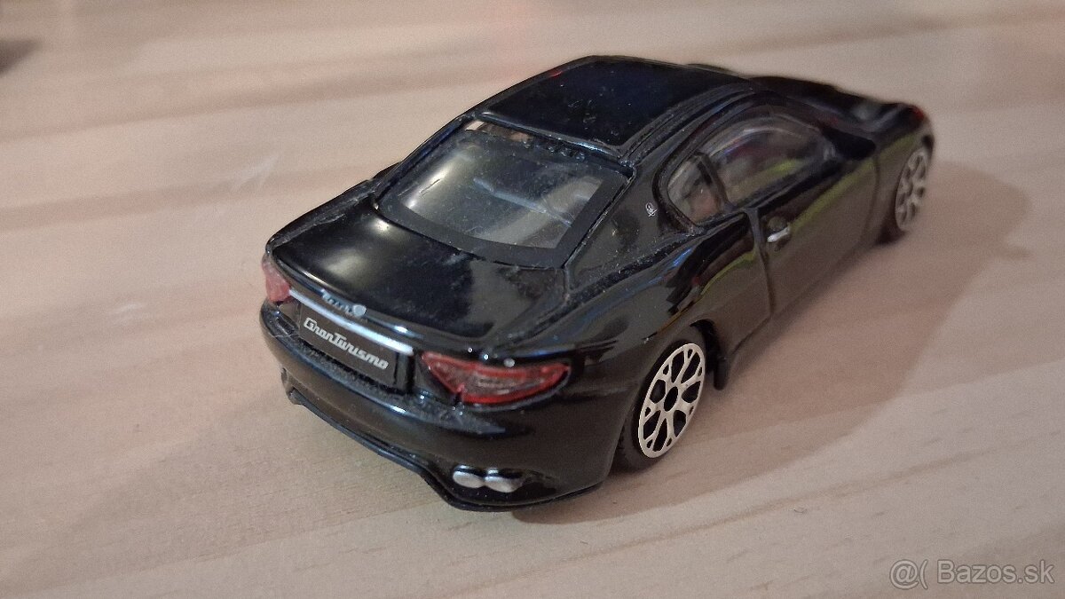 Maserati GranTurismo 1:43 Burago - 5