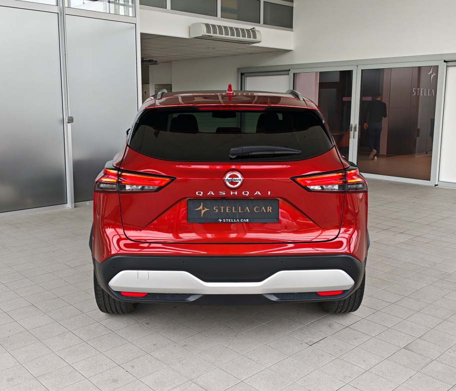 Nissan Qashqai 1.3 DIG-T Tekna 4WD X-Tronic /AJ NA SPLÁTKY/ - 5