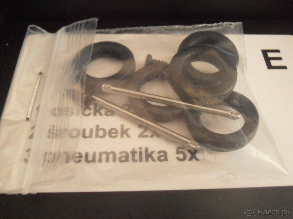 Škoda Garde 1/43 stavebnica - 5