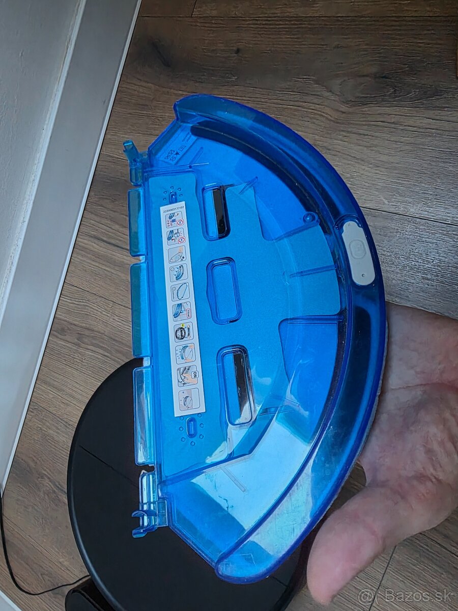 Predám robotický vysávač Rowenta X-Plorer Serie 60 - 5