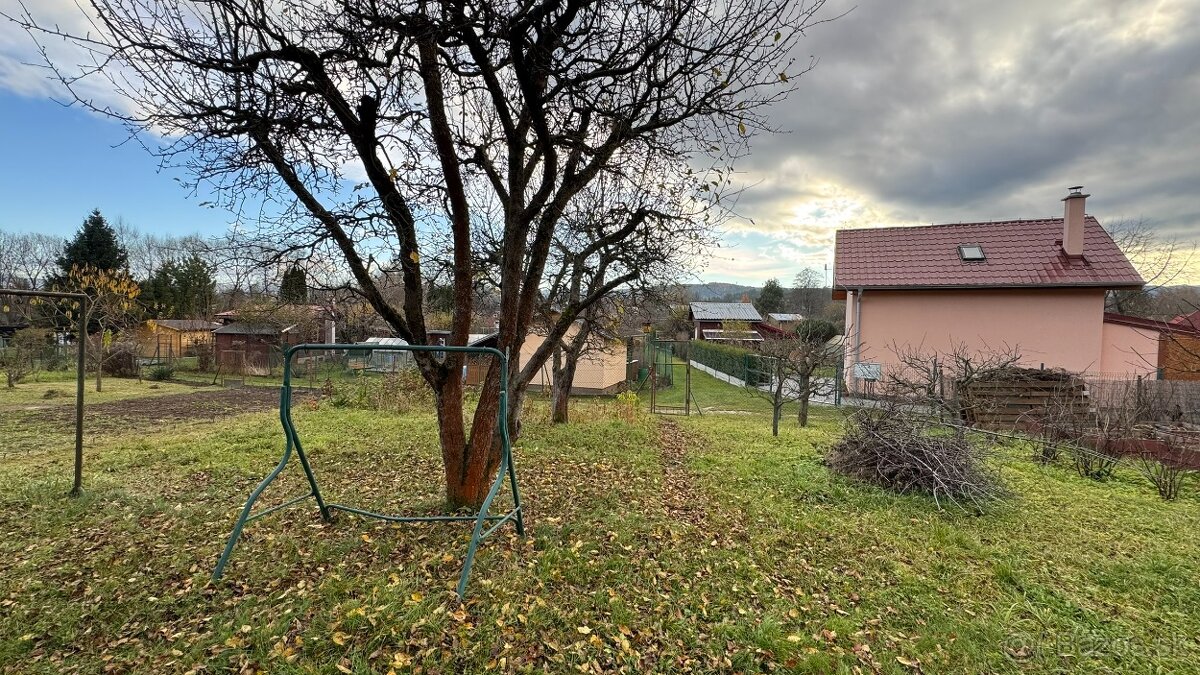 Záhradka s chatkou - sídlisko Tarča - 5